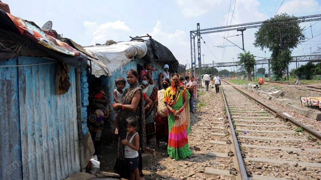 Residents of a slum at Sarai Rohilla | Suraj Singh Bisht | ThePrint