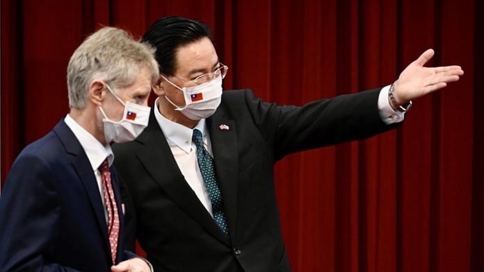 Czech Senate speaker Milos Vystrcil is escorted by Taiwans Foreign Minister Joseph Wu (R) to a press conference at the foreign ministry in Taipei on 3 September