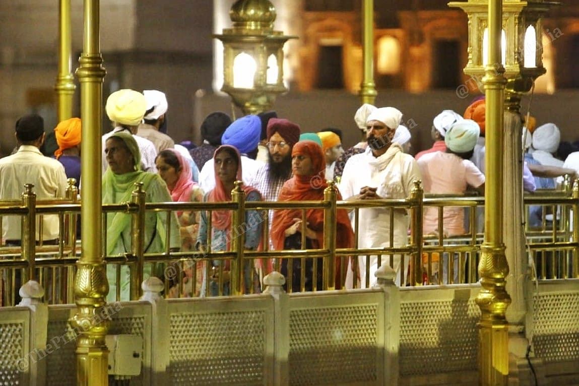 Lack of social distancing measures as people queue up at Golden Temple. | Photo: Praveen Jain/ThePrint