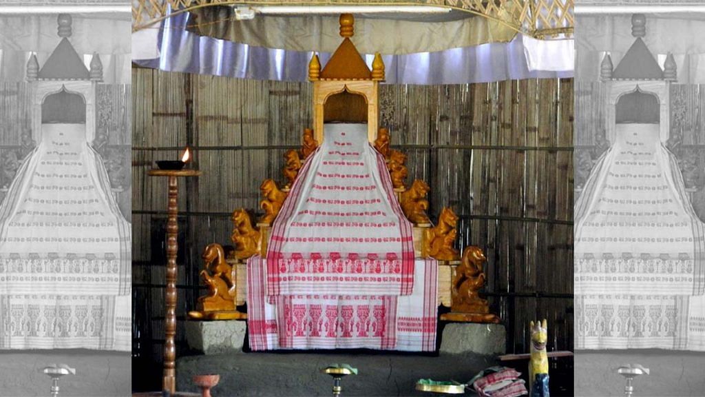 Representational image of a xinhaaxon or altar inside a namghar | Commons