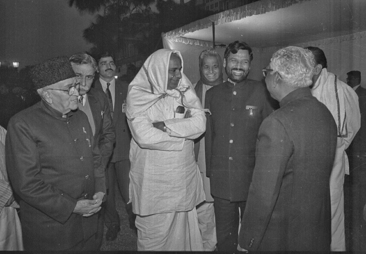 Ram Vilas Paswan with former PM H. D. Deve Gowda | Photo: Praveen Jain 