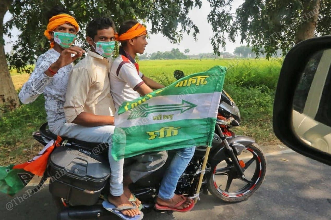 Nitish Kumar's supporters on their way to the rally | Photo: Praveen Jain | ThePrint