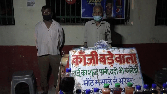Narayan Singh with his Kanji Bada stall in Agra | ANI