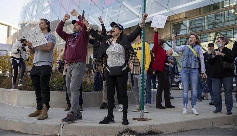 Trump supporters bypass police, protest counting in Detroit