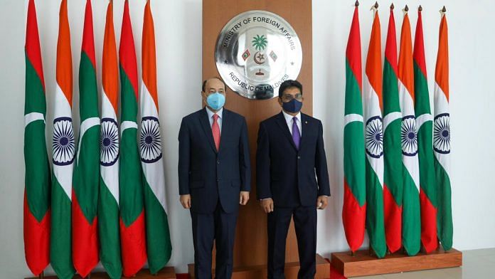 Foreign Secretary Harsh Shringla with Maldivian counterpart Abdul Ghafoor on 9 November