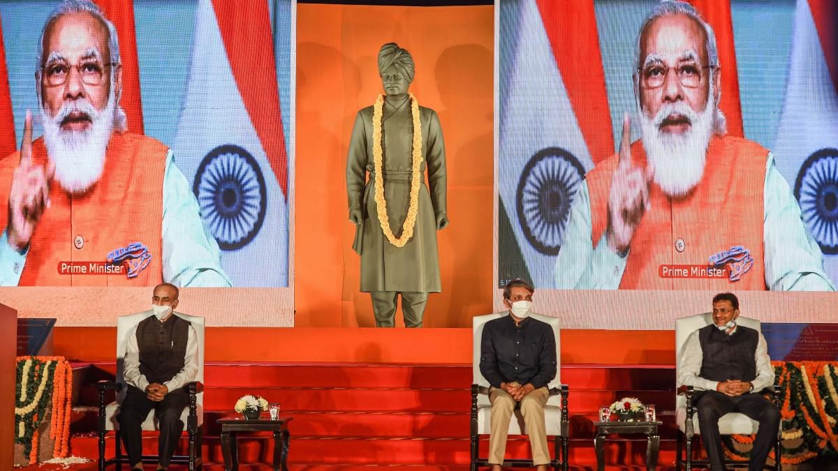 PM Modi unveils Swami Vivekananda statue on JNU campus