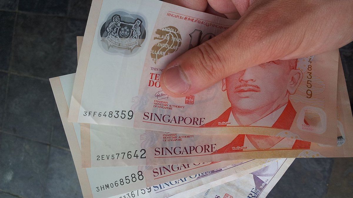 Singapore will end use of $1,000 notes in 2021