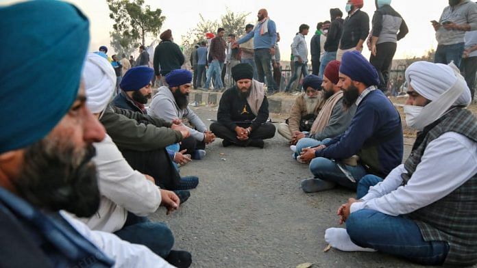 Protesting farmers at the Singhu Border between Delhi and Haryana | Photo: Manisha Mondal | ThePrint