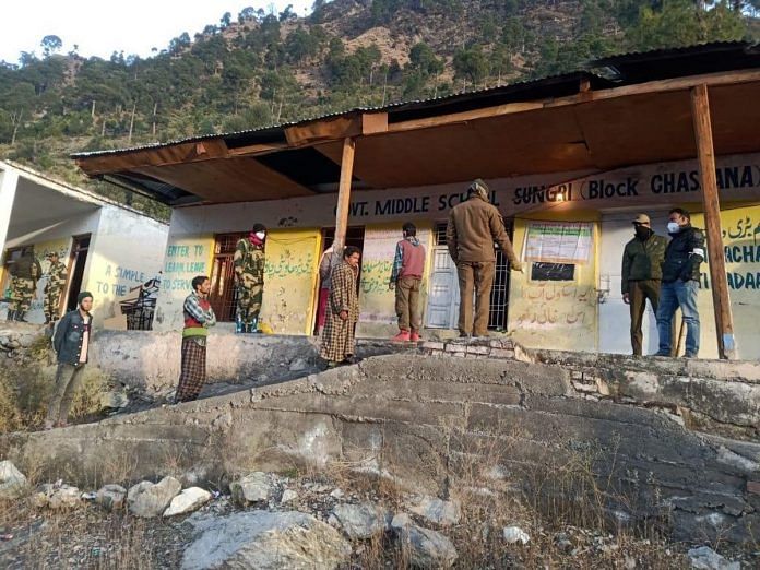 Voters at Sungri polling station of the Reasi district in Jammu and Kashmir on 28 November 2020 | Twitter/ ANI
