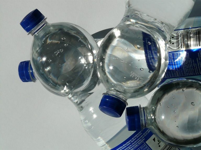 An American city had unsafe drinking water and too many plastic bottles. Here’s what it did