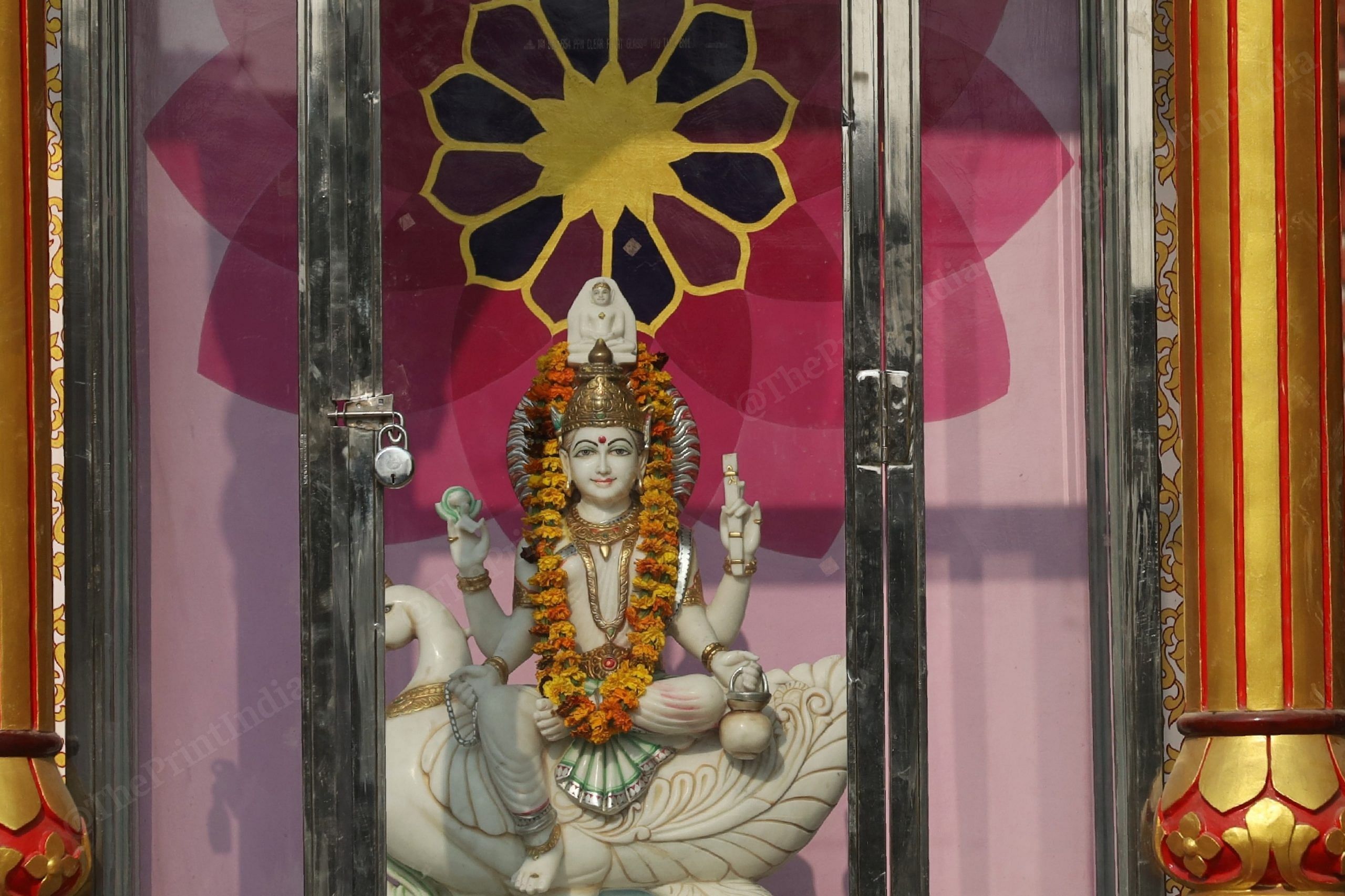 Idol of tirthankar Rishabhdev placed on top of Goddess Shrutdevi's | Manisha Mondal | ThePrint