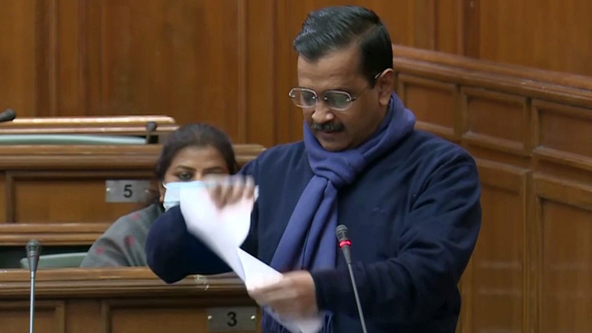 अरविंद केजरीवाल ने की बड़ी घोषणा, दिल्ली सरकार देगी किसानों को मुआवजा