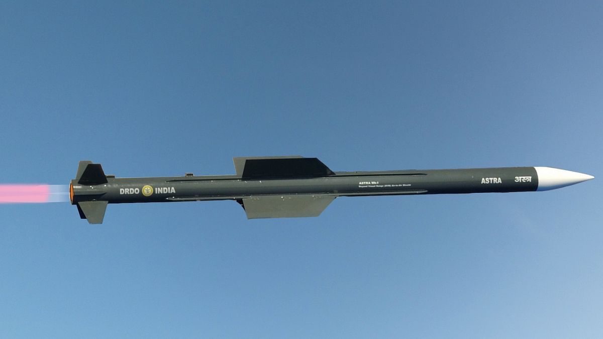 India Working On Next Astra Missile With 160 Km Range As Mk1 Is Integrated In Iaf Navy