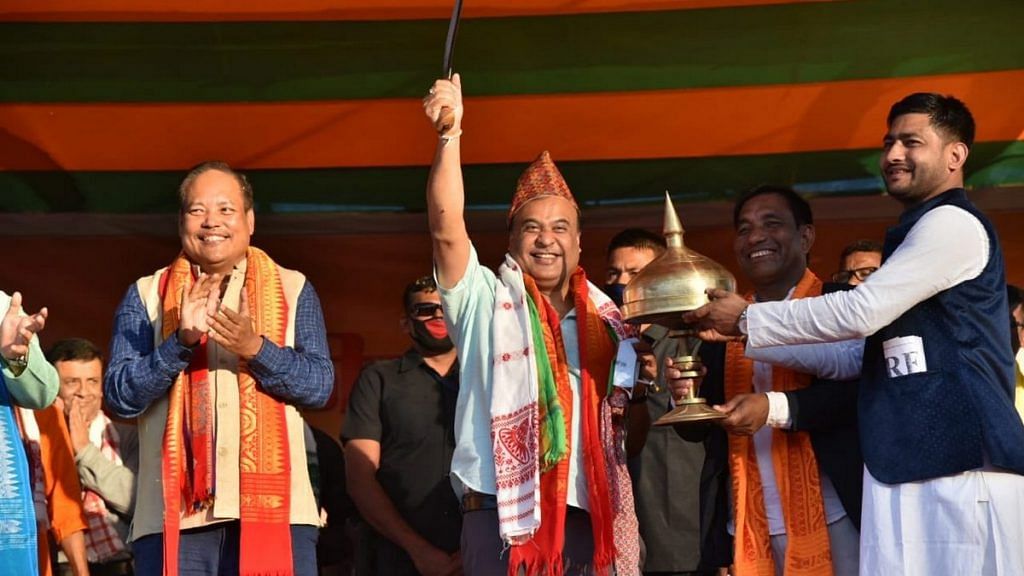 Assam cabinet minister and North East Democratic Alliance convenor, Himanta Biswa Sarma, addressing a public rally at Suklai Serfang in Baksa district ahead of the BTC polls | Twitter | @himantabiswa