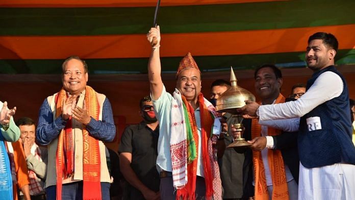 Assam cabinet minister and North East Democratic Alliance convenor, Himanta Biswa Sarma, addressing a public rally at Suklai Serfang in Baksa district ahead of the BTC polls | Twitter | @himantabiswa