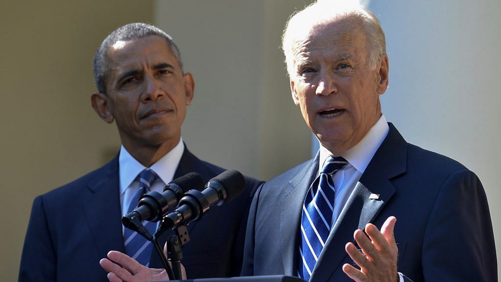 File photo of Joe Biden and Barack Obama | Photo: Mike Theiler | Photo via Bloomberg