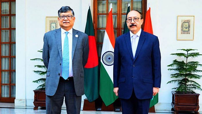 Bangladesh Foreign Secretary Masud Bin Momen with his Indian counterpart Harsh V Shringla during the India-Bangladesh Foreign Office Consultation, in New Delhi on 29 January 2021 | ANI