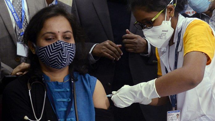 A nurse vaccinates a doctor in Kolkata | Representational image: ANI