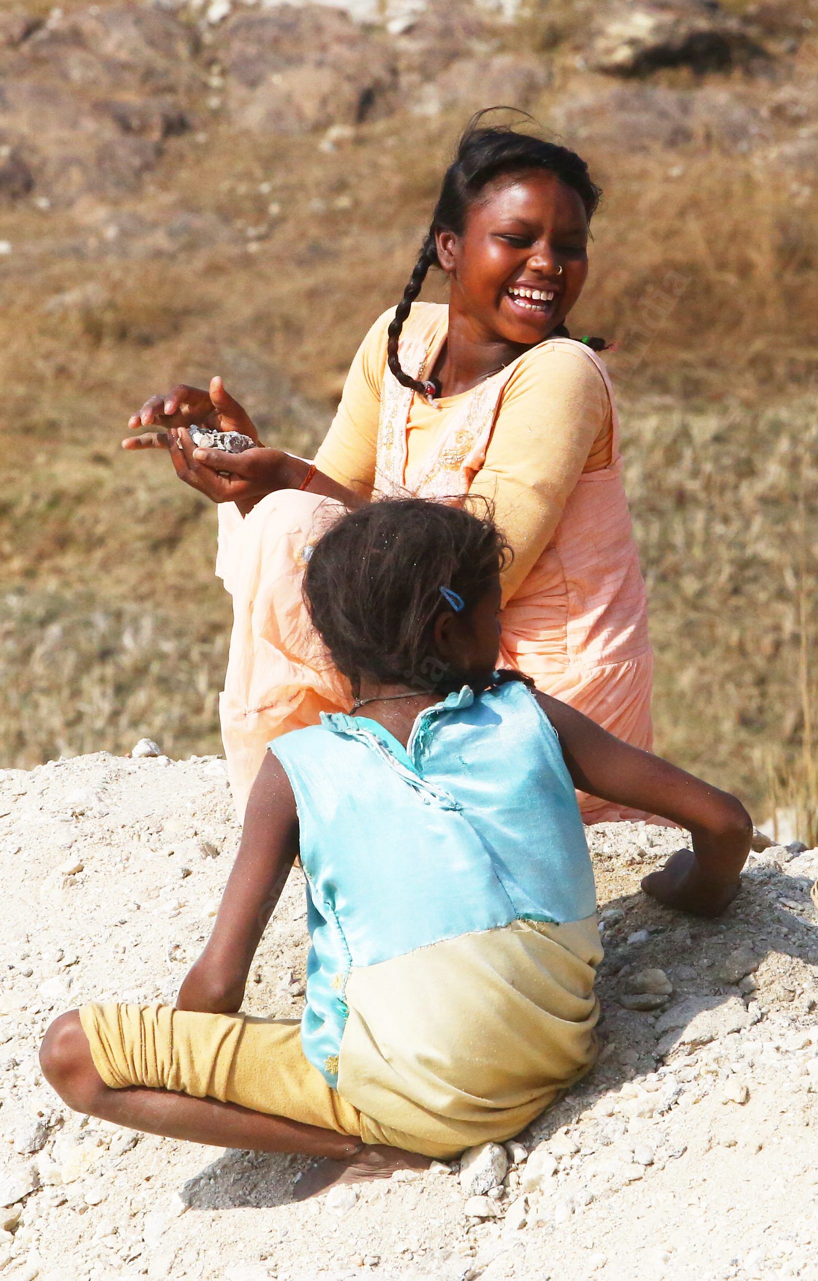 Girls scavenge for dhibra in Devanjot, Giridih | Photo: Praveen Jain | ThePrint
