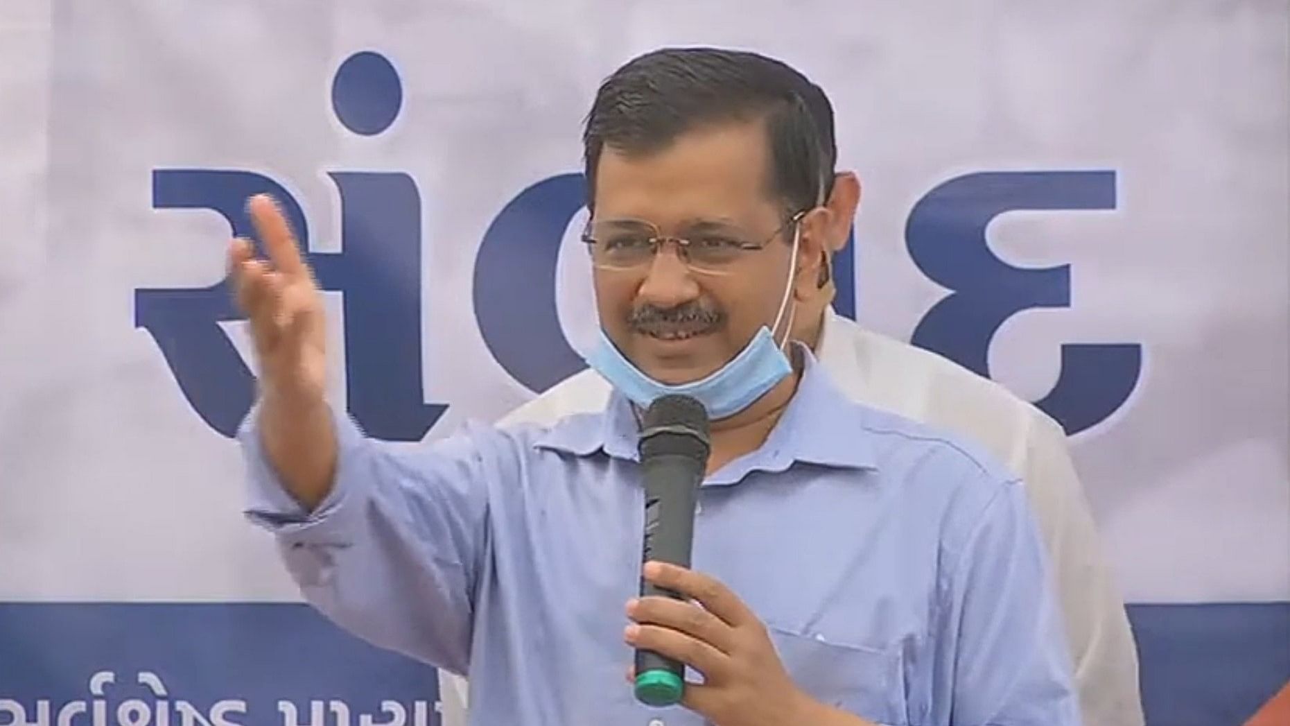 Arvind Kejriwal visits Surat to 'thank' voters for AAP's performance in ...