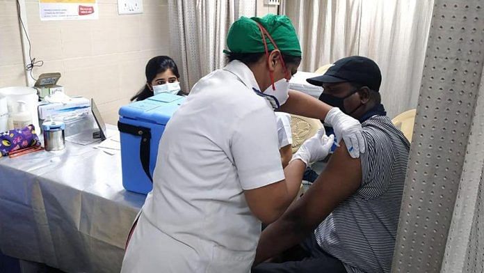 A health worker is being administered the Covid-19 vaccine at a Mumbai hospital | Photo: Twitter/@mybmc