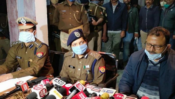 Inspector General (Lucknow Range) Laxmi Singh addresses a press conference about the Unnao case Friday | Prashant Srivastava | ThePrint