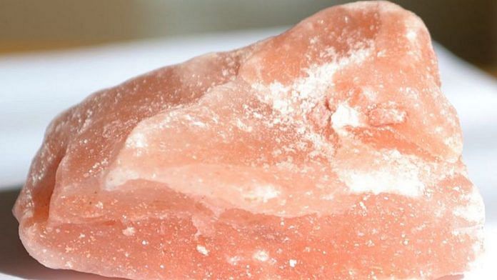 Pink rock salt from Khewra Salt Mine | via Wikimedia