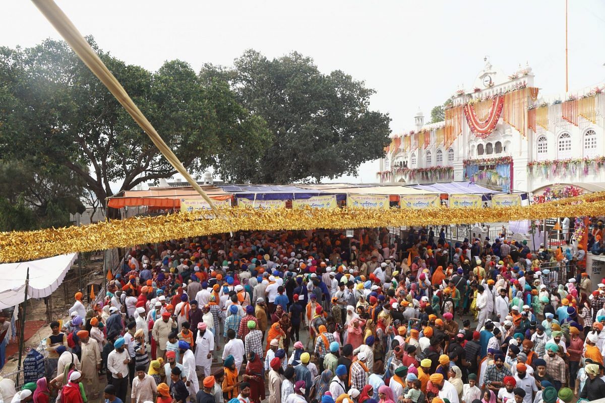 People stood in a long queue to enter the main shrine of the Takhat Sri Kesgarh Sahab for the Hola Mohalla festivities at Anandpur Sahib, Punjab | Photo: Manisha Mondal | ThePrint