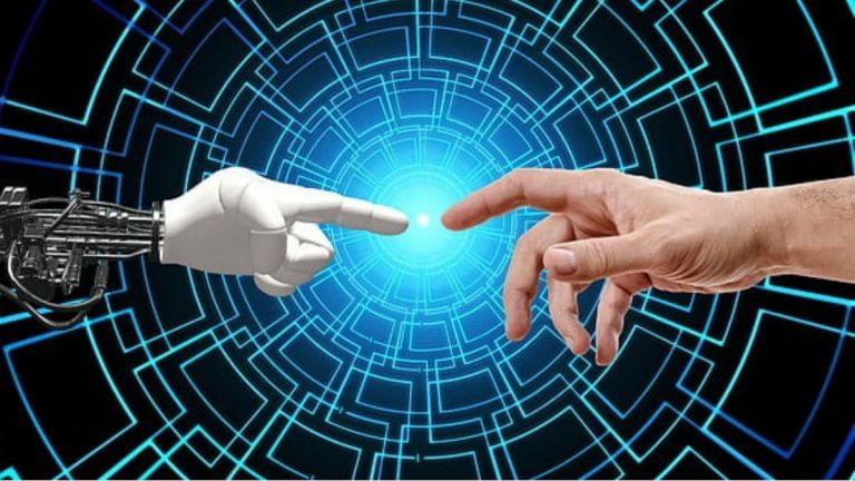 Smartphones made us dumber, but good AI technology can fix that