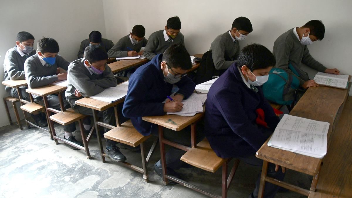 Cbse Icse Students Want Exams Cancelled Sign Petitions But Boards Say No Change In Schedule