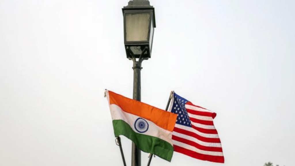 The national flags of India and US hang from a lamppost in New Delhi | Photo: Prashanth Vishwanathan | Bloomberg File Photo