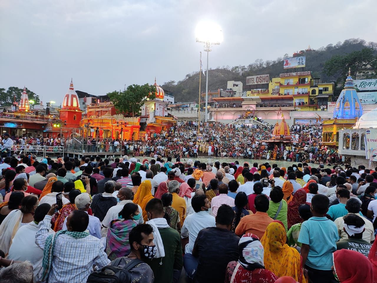 Thousands gathered for the Ganga aarti at Haridwar Wednesday evening | Simrin Sirur | ThePrint