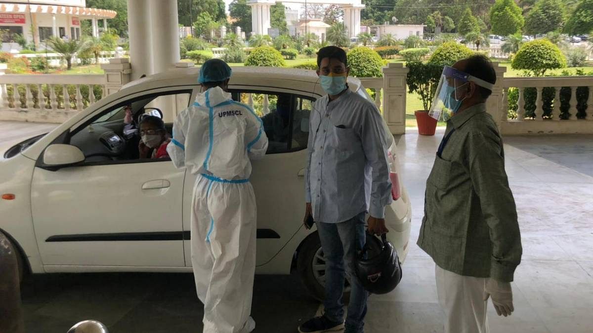 mayo A Covid patient's oxygen level being checked at Mayo hospital in Barabanki, Uttar Pradesh | Jyoti Yadav | ThePrint
