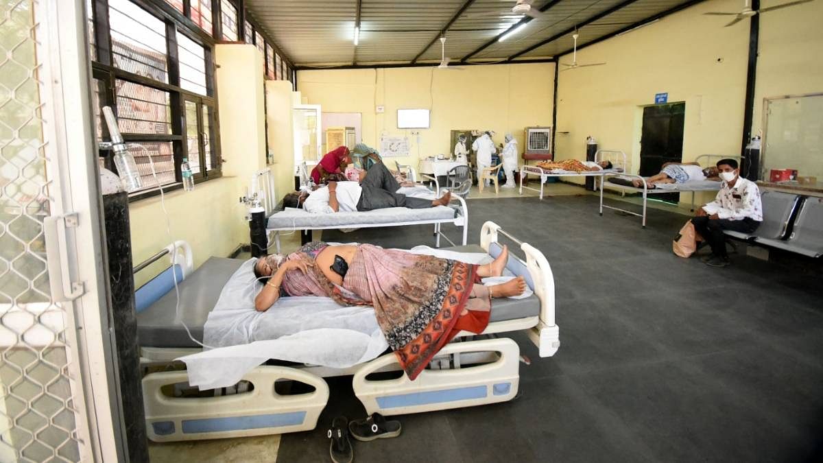 A transition room for Covid patients waiting for beds at MG hospital, Bhilwara | Rohit Jain Paras | ThePrint