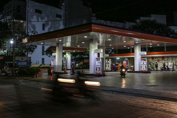 An Indian Oil Corp. petrol pump in Bengaluru, on 4 March 2021 | Representational image | Dhiraj Singh | Bloomberg
