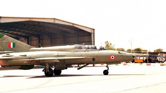 The Panthers, with CAS Bhadauria on board, flew a 'missing man formation' in a MiG-21 Bison | Twitter/IAF_MCC