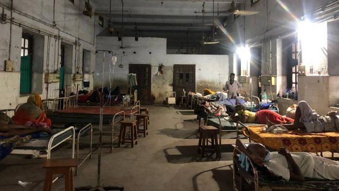 Patients in one of the Covid isolation wards at the DMCH | Jyoti Yadav | ThePrint