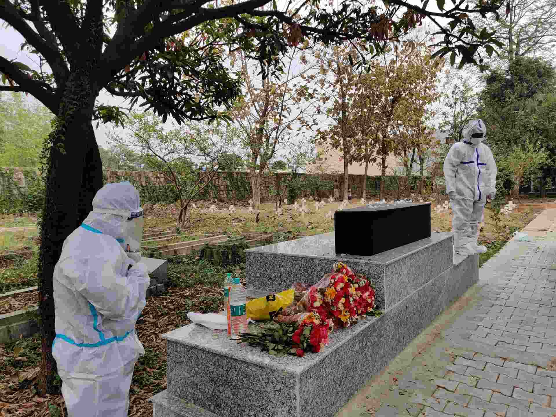 A patient who died of Covid is buried by their family at a funeral ground in Dehradun | Reeti Agarwal | ThePrint