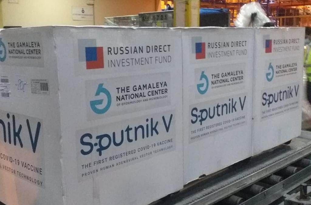 A batch of Sputnik V vaccine doses at an airport in Sri Lanka | Twitter/@sputnikvaccine