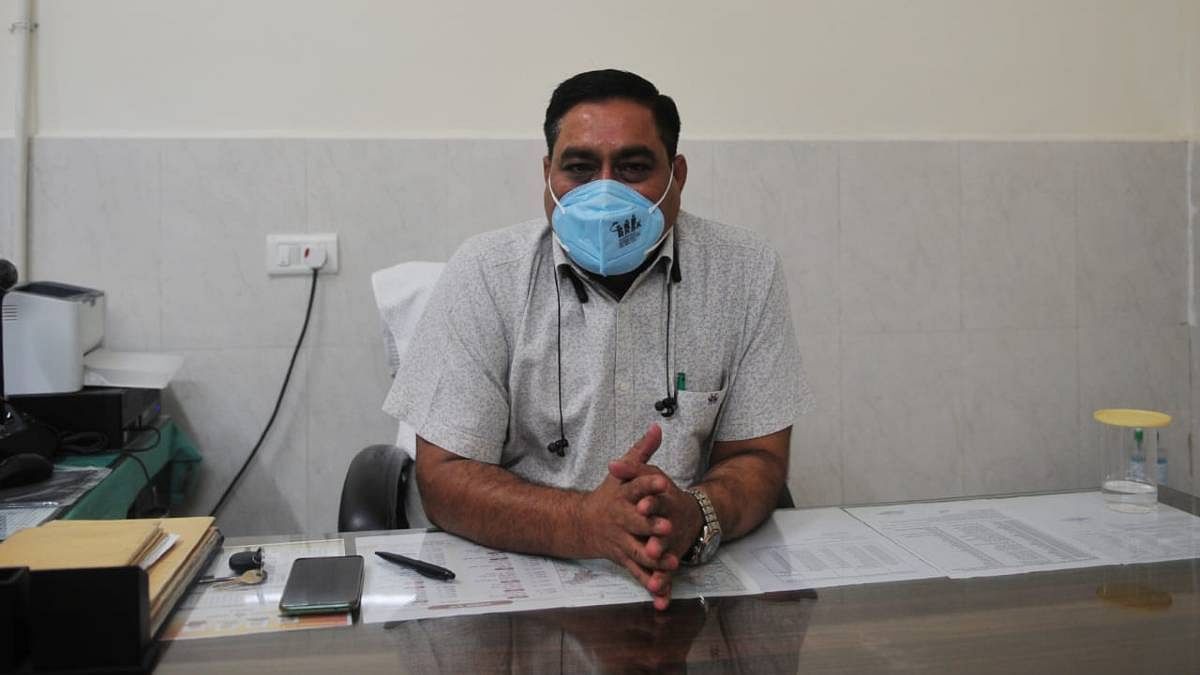 Senior medical officer, Dr Sanjay Kumar | Suraj Singh Bisht | ThePrint