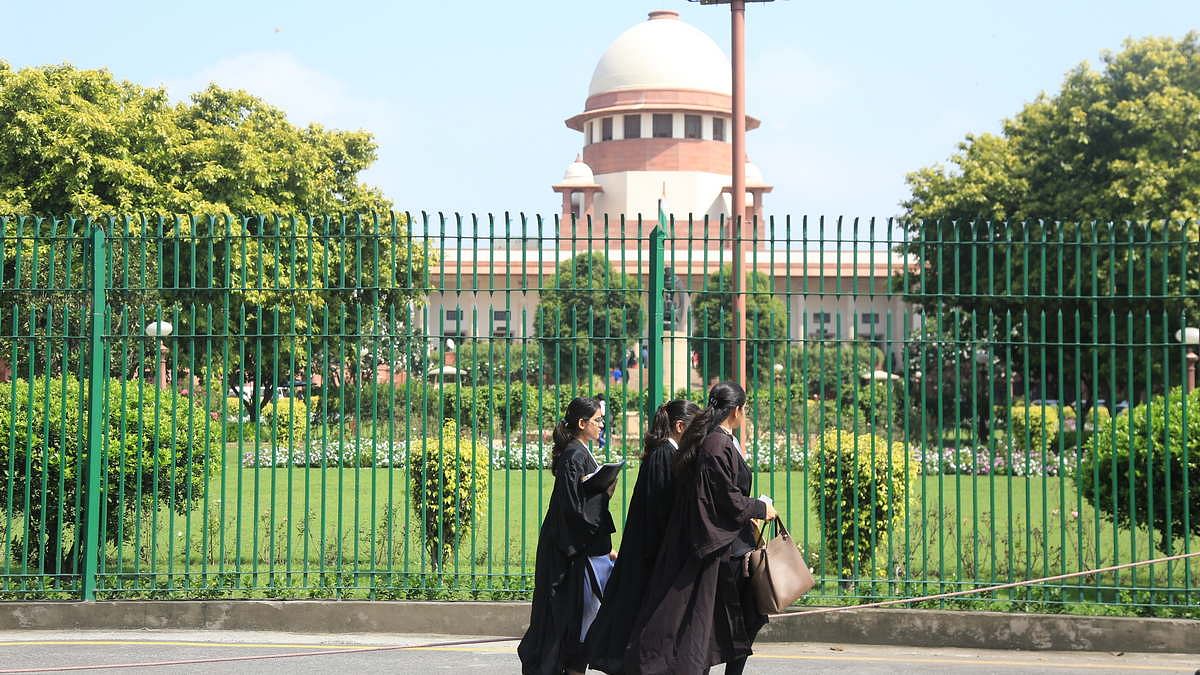 Approach Bar Council Of India': Supreme Court Refuses To Entertain Plea To  Relax Lawyers' Dress Code During Summer
