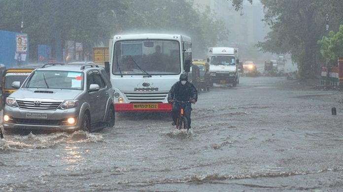 Heavy rain due to Cyclone Tauktae leads to waterlogging in Andheri, Maharashtra on 17 May 2021