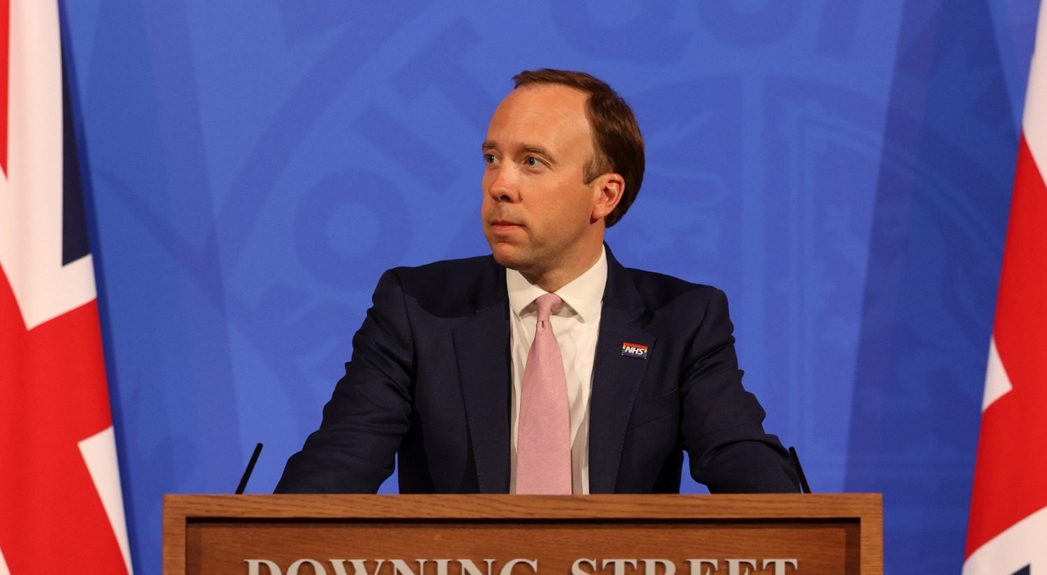 Uk Health Minister Who Kissed Colleague Resigns After Furore Over Breaching Covid Rules Uk Health Minister Who Kissed Colleague Resigns After Furore Over Breaching Covid Rules