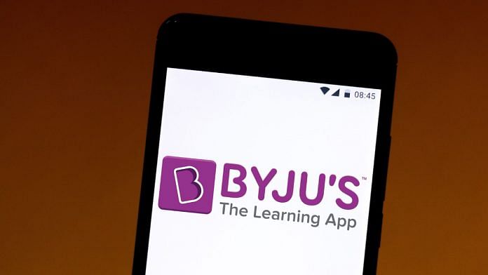 BYJU'S the learning app logo displayed on a smartphone. Photographer: Rafael Henrique/SOPA Images/Getty Images/LightRocket via Bloomberg