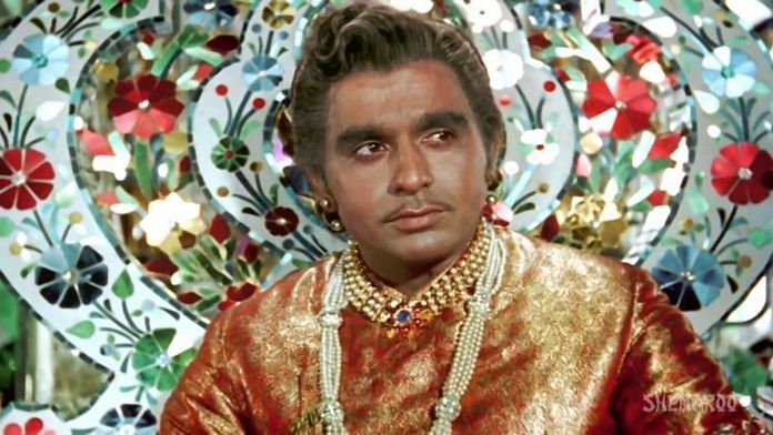 Dilip Kumar in a still from 'Mughal-e-Azam' | K Asif |Sterling Investment Corporation