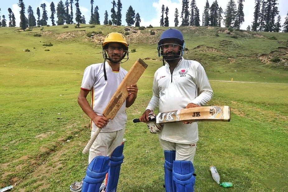 Hilal Ahmad Bhatt (right) of Youngster XI Chimmar | Photo: Praveen Jain/ThePrint