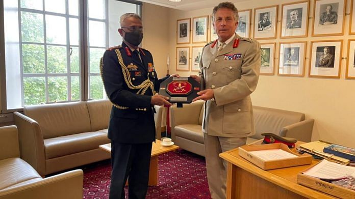 Chief of Army Staff Gen M M Naravane with UK's Chief of Defence Staff Gen Sir Nicholas Carter, on 6 July 2021 | Twitter/@adgpi