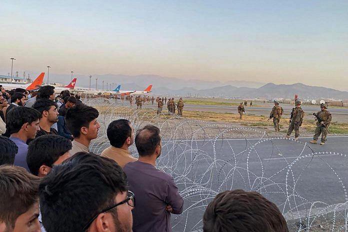 Afghan Airlift Deadline Must Be Extended, Lawmakers Tell Biden