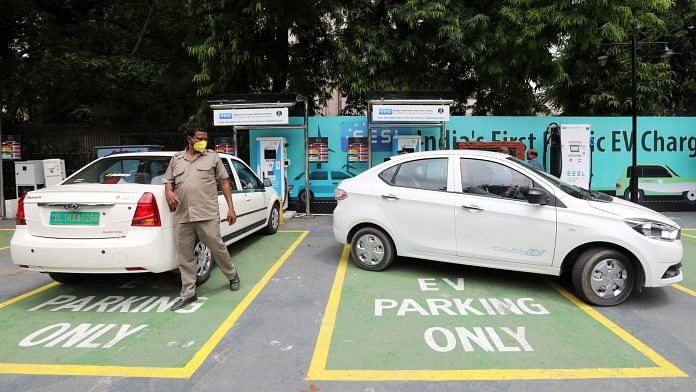 An electric vehicle EV vehicle parked at a charging station in New Delhi | Photo: T. Narayan | Bloomberg