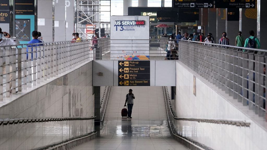 Travelers at IGI airport in New Delhi on 24 August 2021 | Bloomberg Photo